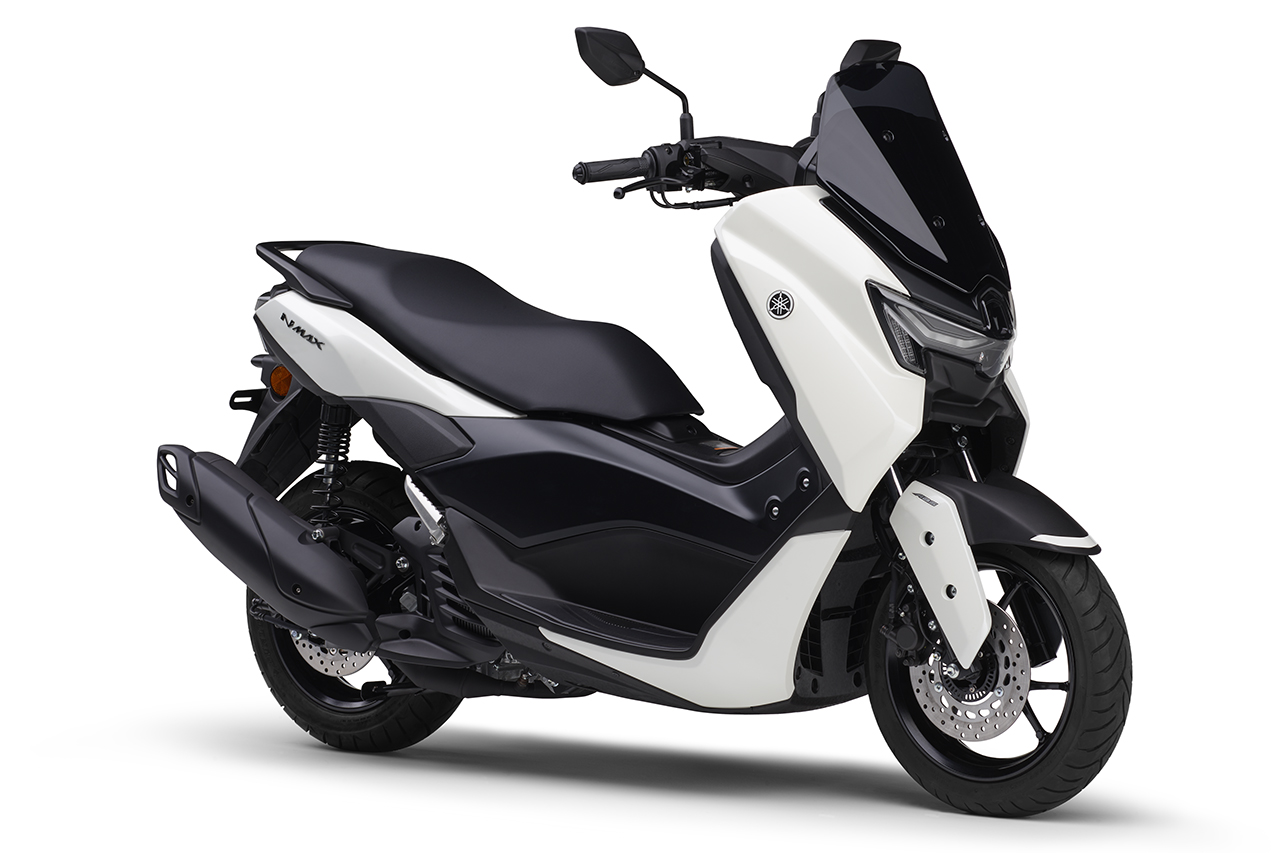 ヤマハ、マイナーチェンジした『XMAX』と『NMAX』の最新モデルを発表。4月14日より発売