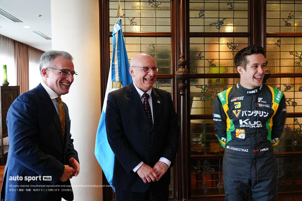 マロッタ公使、エドゥアルド・テンポーネ特命全権大使、サッシャ・フェネストラズ