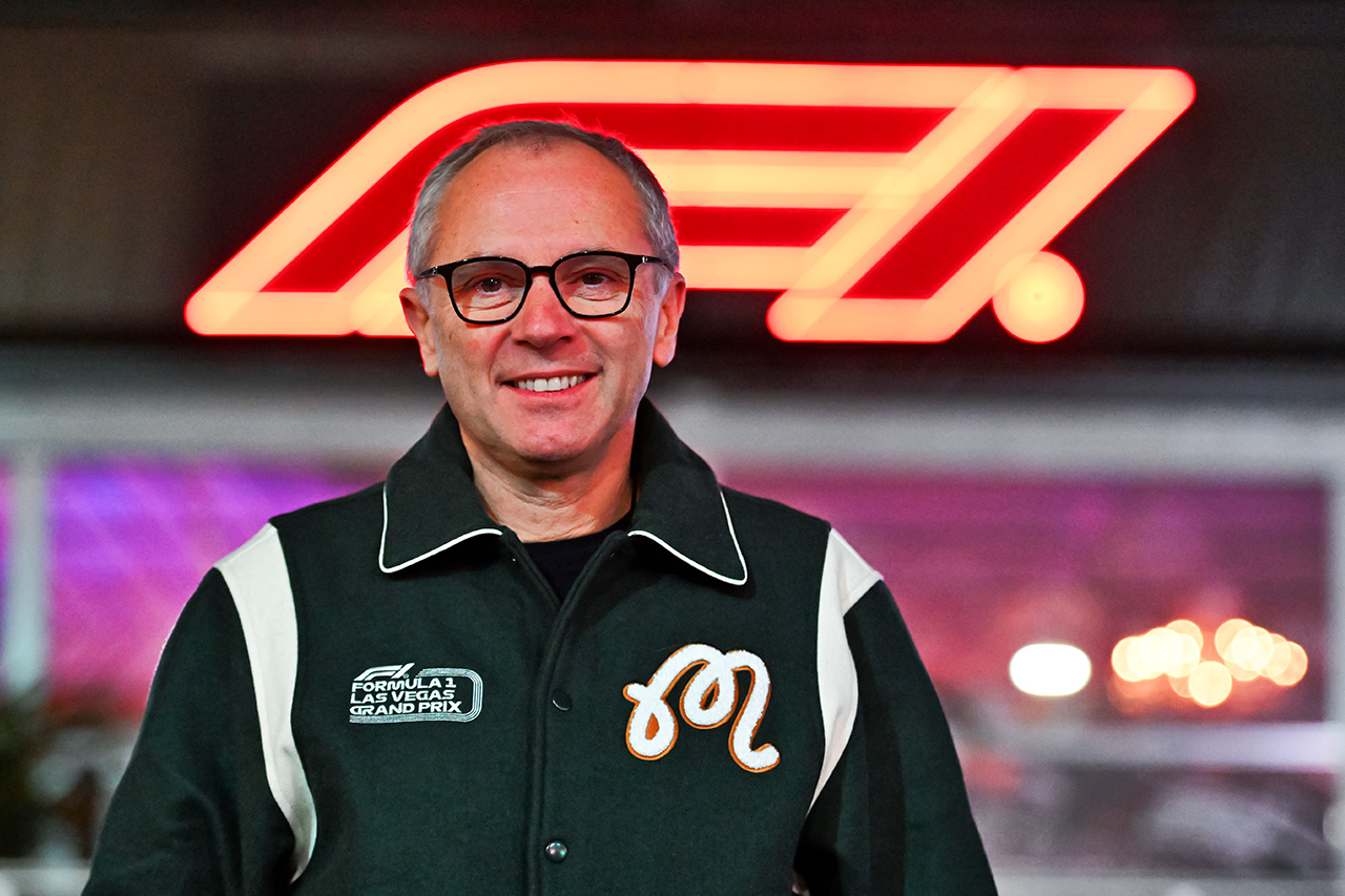 ステファノ・ドメニカリが2029年末までF1 CEOの契約を延長。ドライバーや監督らから称賛の声