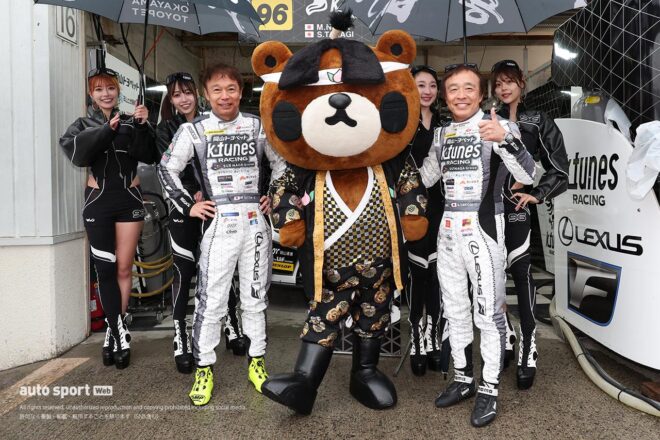 ほぼ全部見せます。2025年スーパーGTドライバーたちのレーシングスーツ姿＆レースアンバサダー（1）