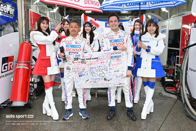 ほぼ全部見せます。2025年スーパーGTドライバーたちのレーシングスーツ姿＆レースアンバサダー（1）