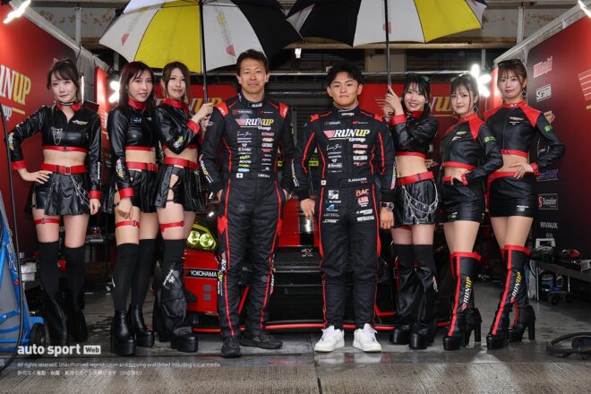 ほぼ全部見せます。2025年スーパーGTドライバーたちのレーシングスーツ姿＆レースアンバサダー（3）