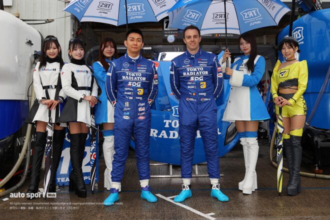 ほぼ全部見せます。2025年スーパーGTドライバーたちのレーシングスーツ姿＆レースアンバサダー（3）