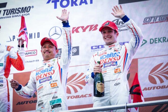 関口雄飛／サッシャ・フェネストラズ（DENSO KOBELCO SARD GR Supra）