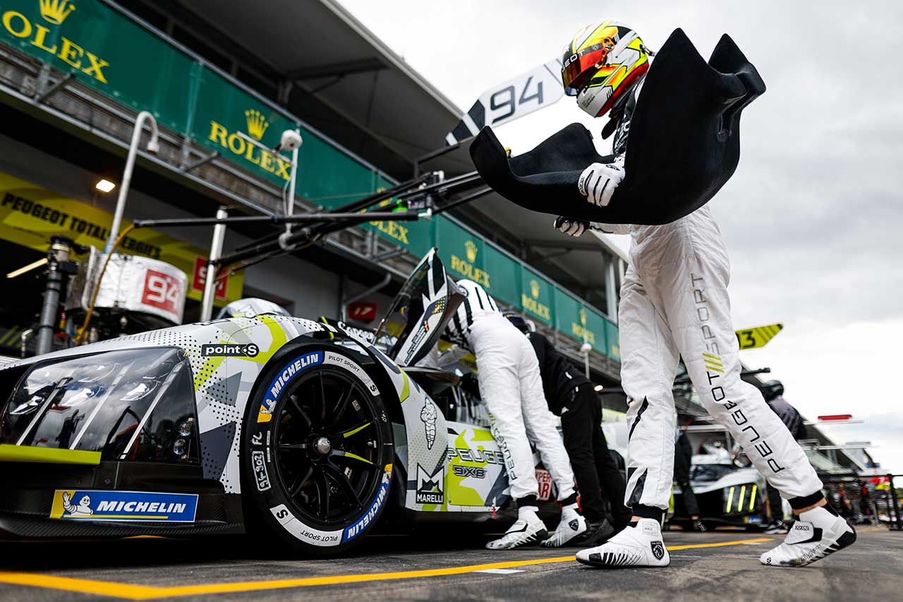 94号車プジョー9X8（プジョー・トタルエナジーズ）