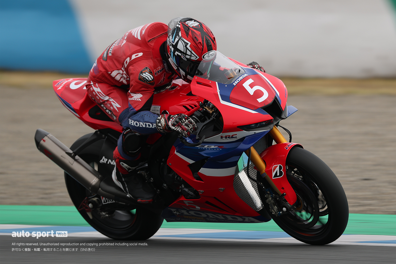 水野涼が唯一の1分46秒台を叩き出しポール獲得。BMW浦本は3番手／全日本ロードもてぎ2&4 JSB1000 予選