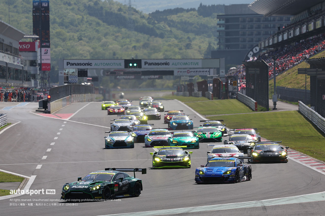 GT300決勝スタート