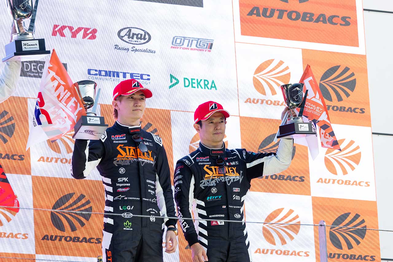 牧野任祐/山本尚貴(STANLEY CIVIC TYPE R-GT)