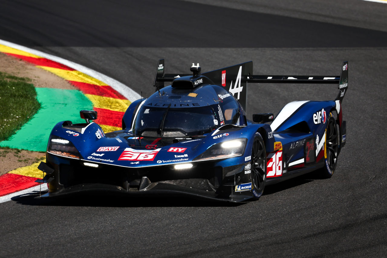 迫るアルピーヌに動じず、フェラーリがチーム力で連勝伸ばす。トヨタは戦略駆使し予選下位から挽回【WECスパ決勝レポート】