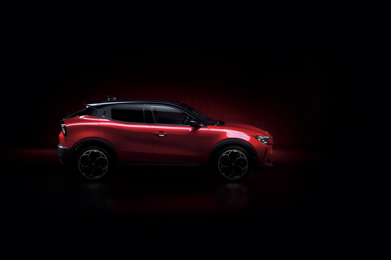 アルファロメオ、新型コンパクトSUV『ジュニア』の6月24日発表に先駆けて特設ティザーサイトを公開
