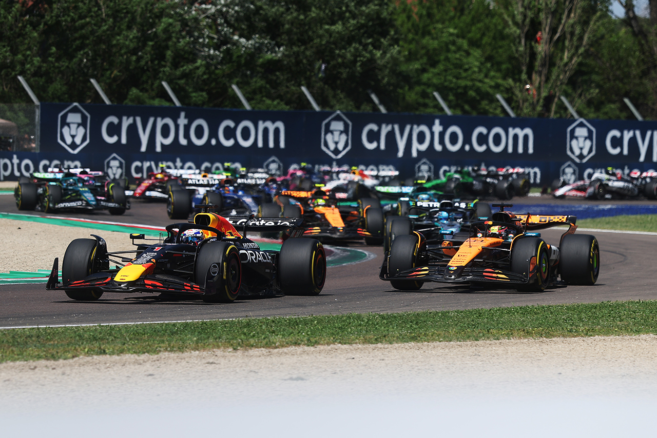 F1 レッドブル　角田裕毅　フェルスタッペン　カード　非売品 F1日本GP予選速報｜レッドブル角田裕毅は失意の15番手