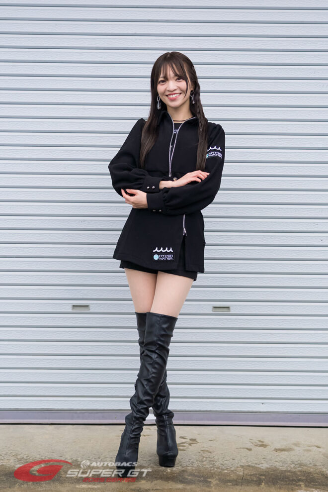 橘ゆき HYPER WATER Fairies 2025年/スーパーGTの写真①