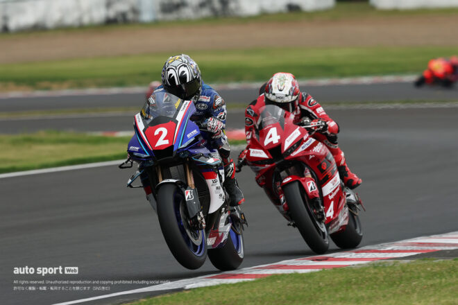 0.004差で中須賀が野左根との激戦を制しヤマハ今季初優勝／2025全日本ロード第2戦SUGO JSB1000 レース1