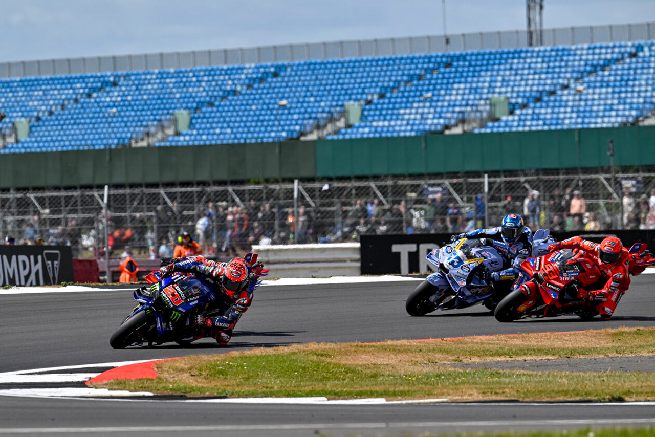 トップ独走中の悲劇。クアルタラロ「あの周まではすべてコントロールできていた」／第7戦イギリスGP 決勝