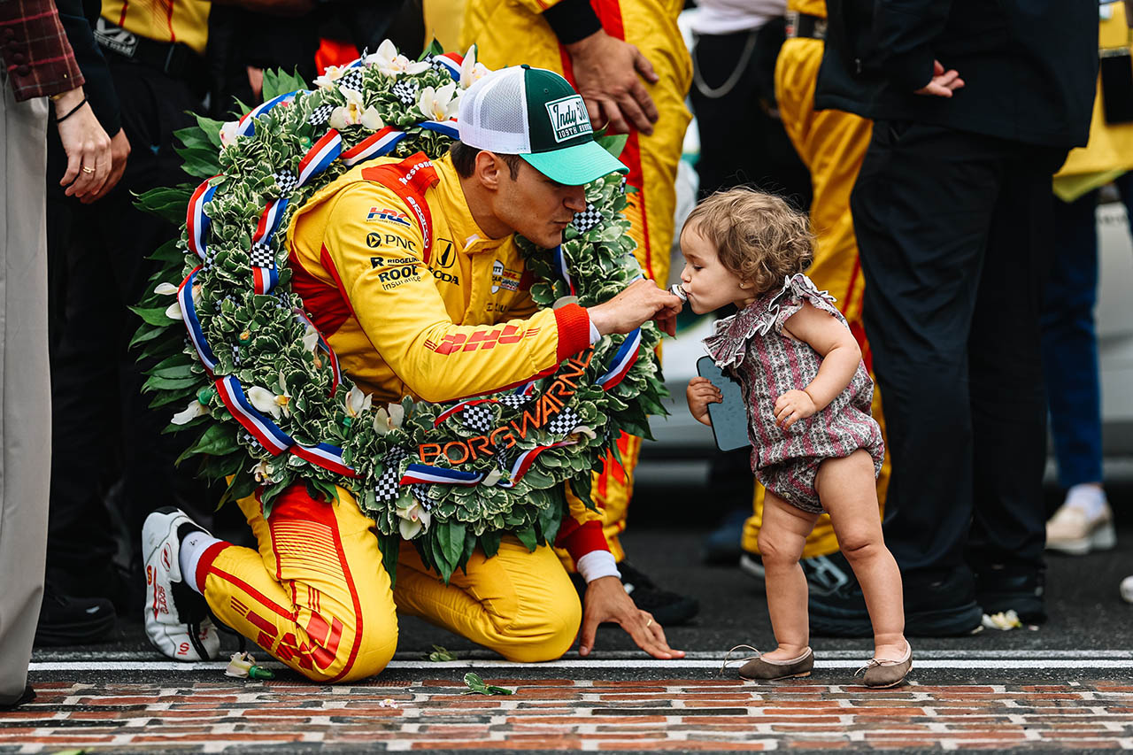【インディ500現地詳報】まさかの冷涼コンディション。パロウの無敵ぶりと、トラブルで首位を去った戦士たち