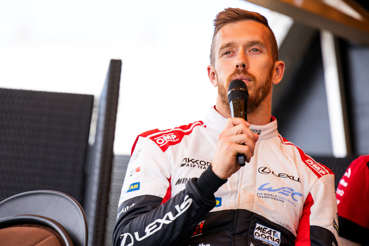 ホークスワース、欠場長引くバーニコートに代わりル・マンでレクサスRC Fをドライブへ