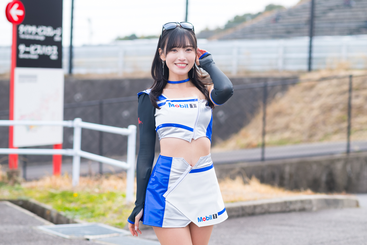 裕美 今年のGT・S耐コスも可愛い☝🏻💙 #supergt #スーパーGT