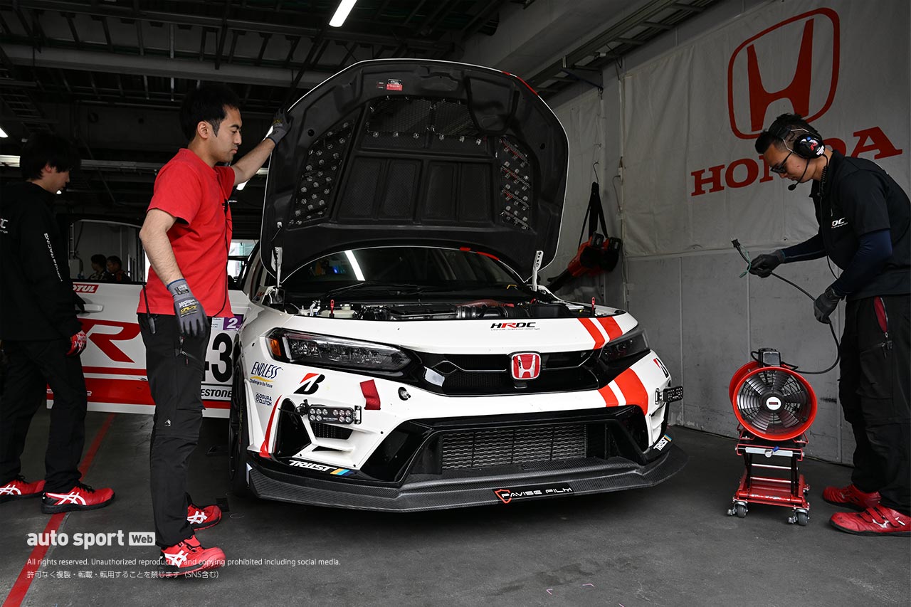 Honda R&D Challenge FL5、新フロントバンパーを富士24時間に投入。同様の狙いでSPOON SPORTSも新バンパーを採用