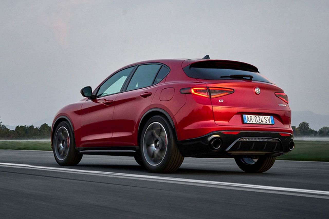 アルファロメオ、主力SUV『ステルヴィオ』にリーズナブルな価格の新グレード”SPRINT”を追加設定
