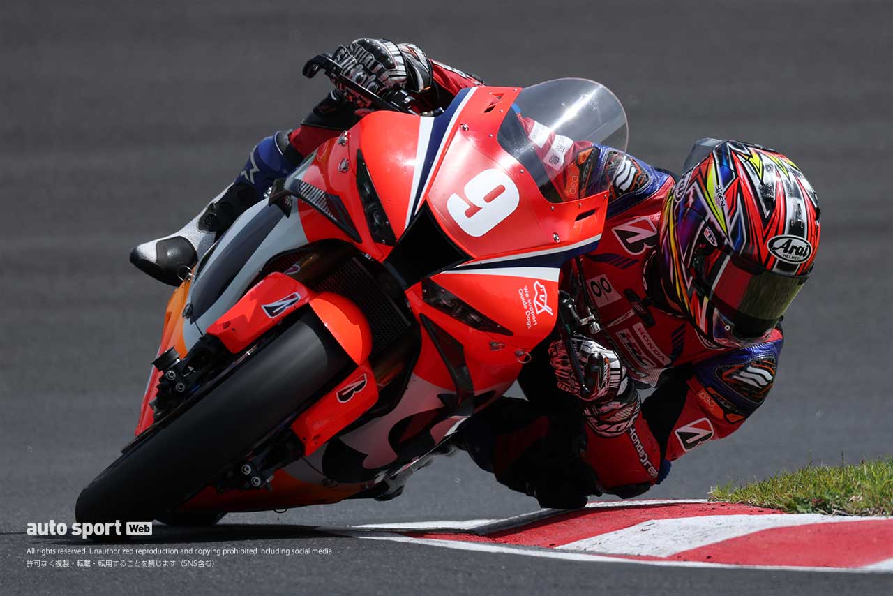 【ブログ】ライディングフォーム比較！／カメラマンから見た全日本ロード第2戦SUGO