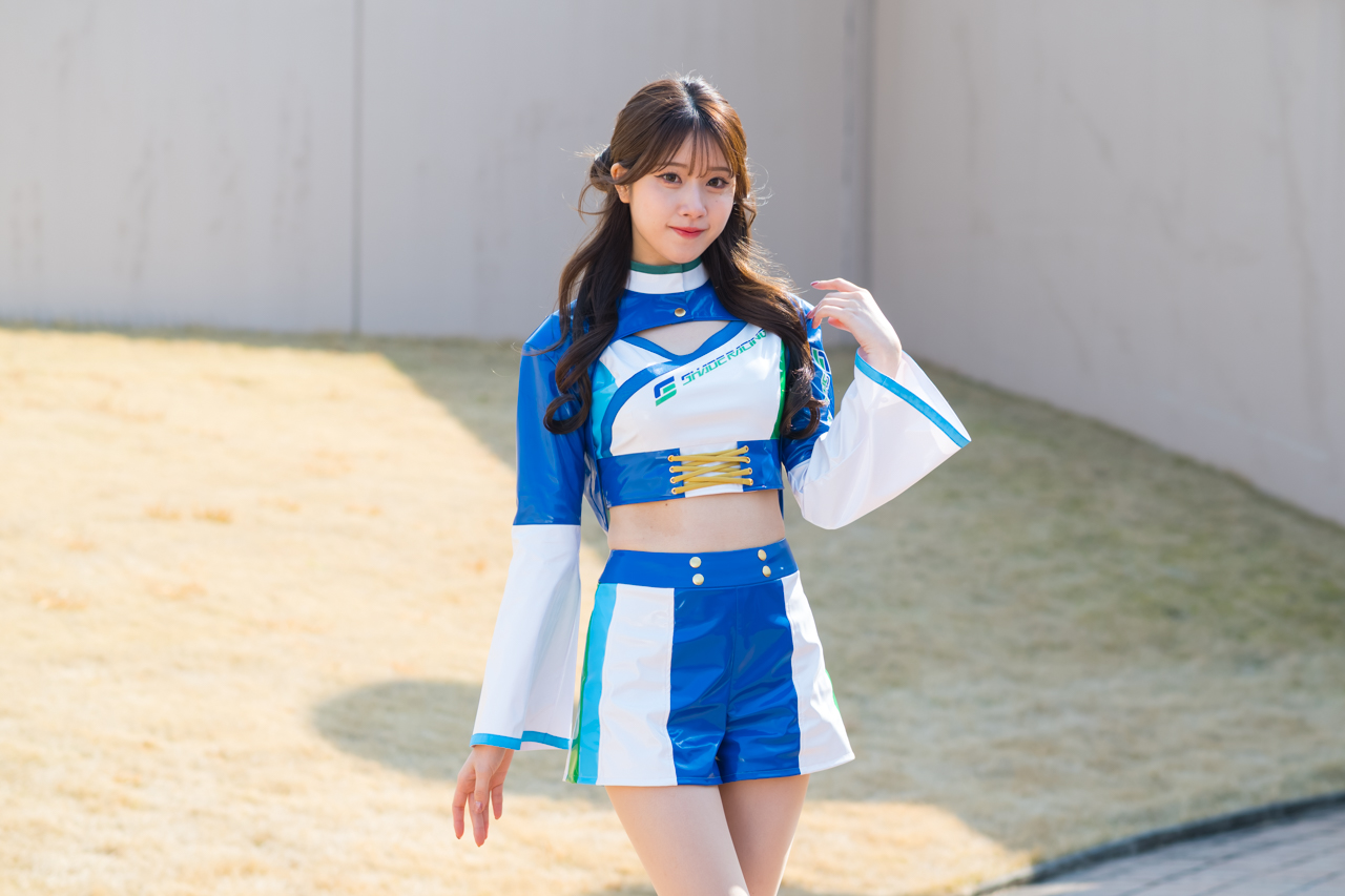 SUGOサーキットクイーンからレースクイーンに転身した長坂有紗「5年目の先輩として経験を伝えていきたい」【2025RQインタビューVol.08】