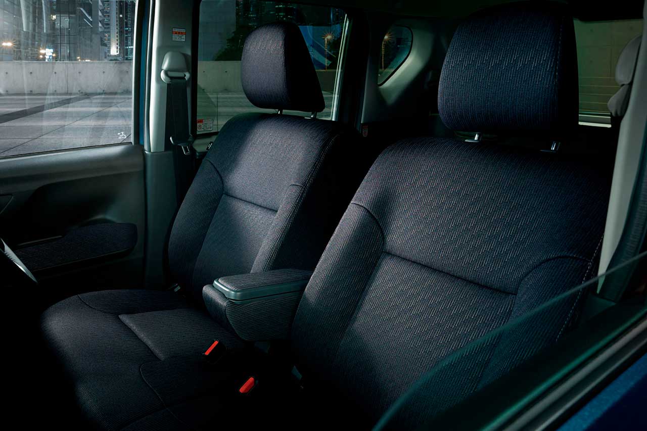 ダイハツ、スライドドア採用の新型『ムーヴ』を発売開始。デザイン、ボディ、利便性の全方位で魅力向上