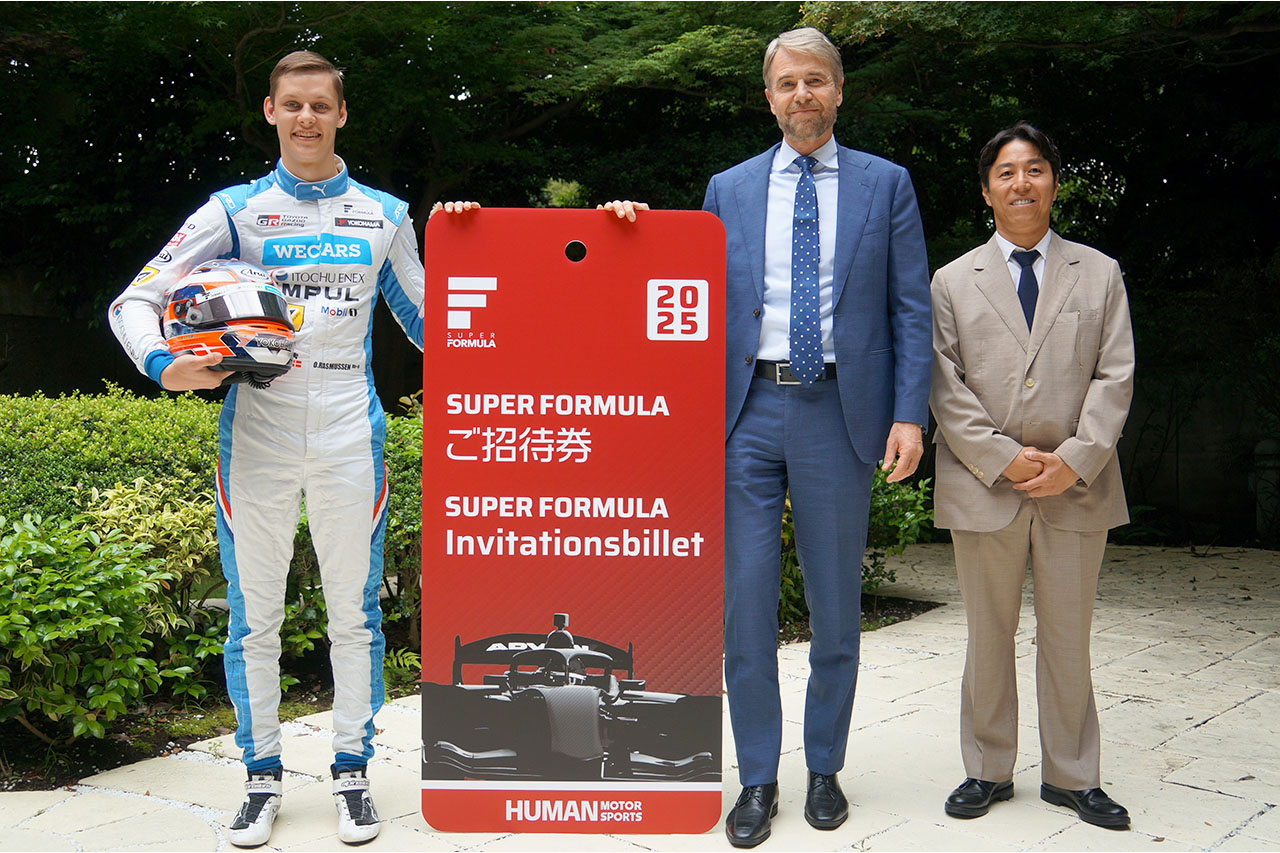 ラスムッセン、駐日デンマーク大使を表敬訪問。大使と第6＆7戦富士での再会と活躍の約束を交わす