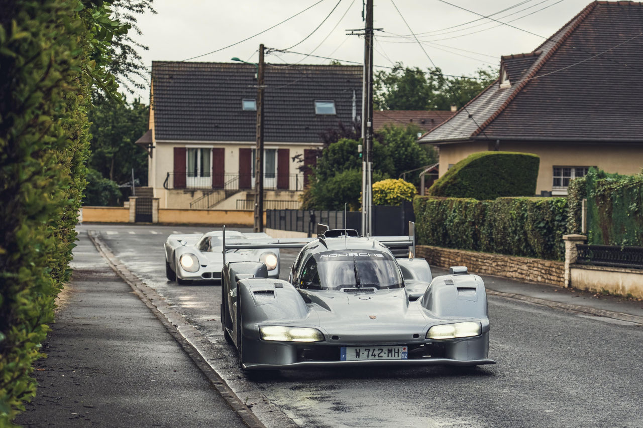 ポルシェ、公道を走れるレースカー『963 RSP』発表。50年前に