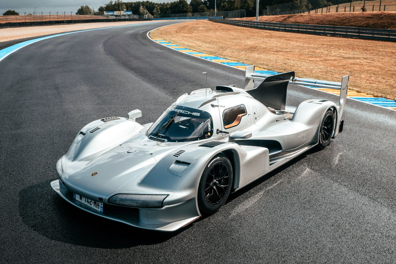 500PSの4リッター自然吸気エンジンを搭載 「ポルシェ718