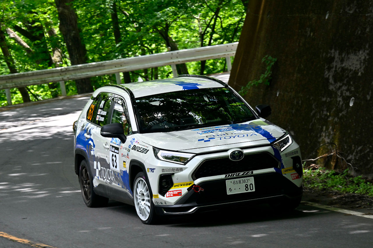 新井大輝がコバライネンとの接戦を制し今季2勝目。地元群馬で連覇達成／全日本ラリー第4戦モントレー
