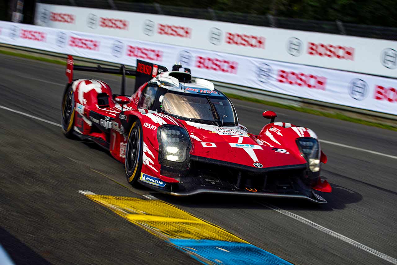 トヨタGR010ハイブリッド