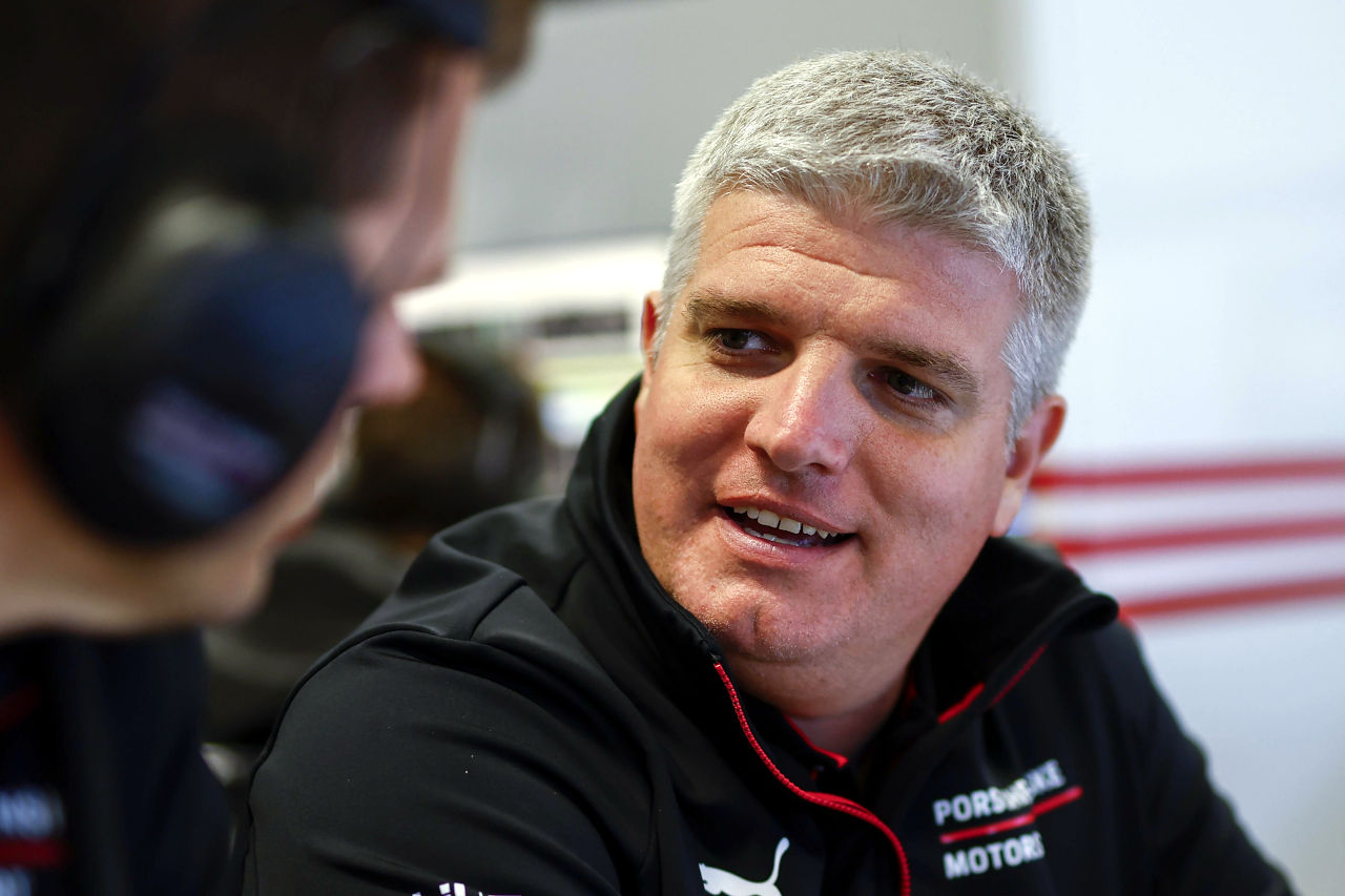 最後尾から2位。ポルシェの表彰台獲得は「嬉しいサプライズ」とエストーレ／ル・マン24時間