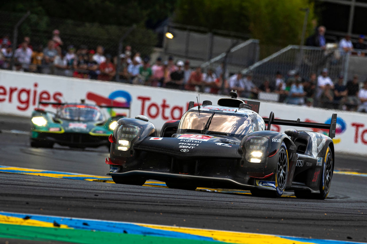 トヨタGR010ハイブリッド（トヨタ・ガズー・レーシング・）