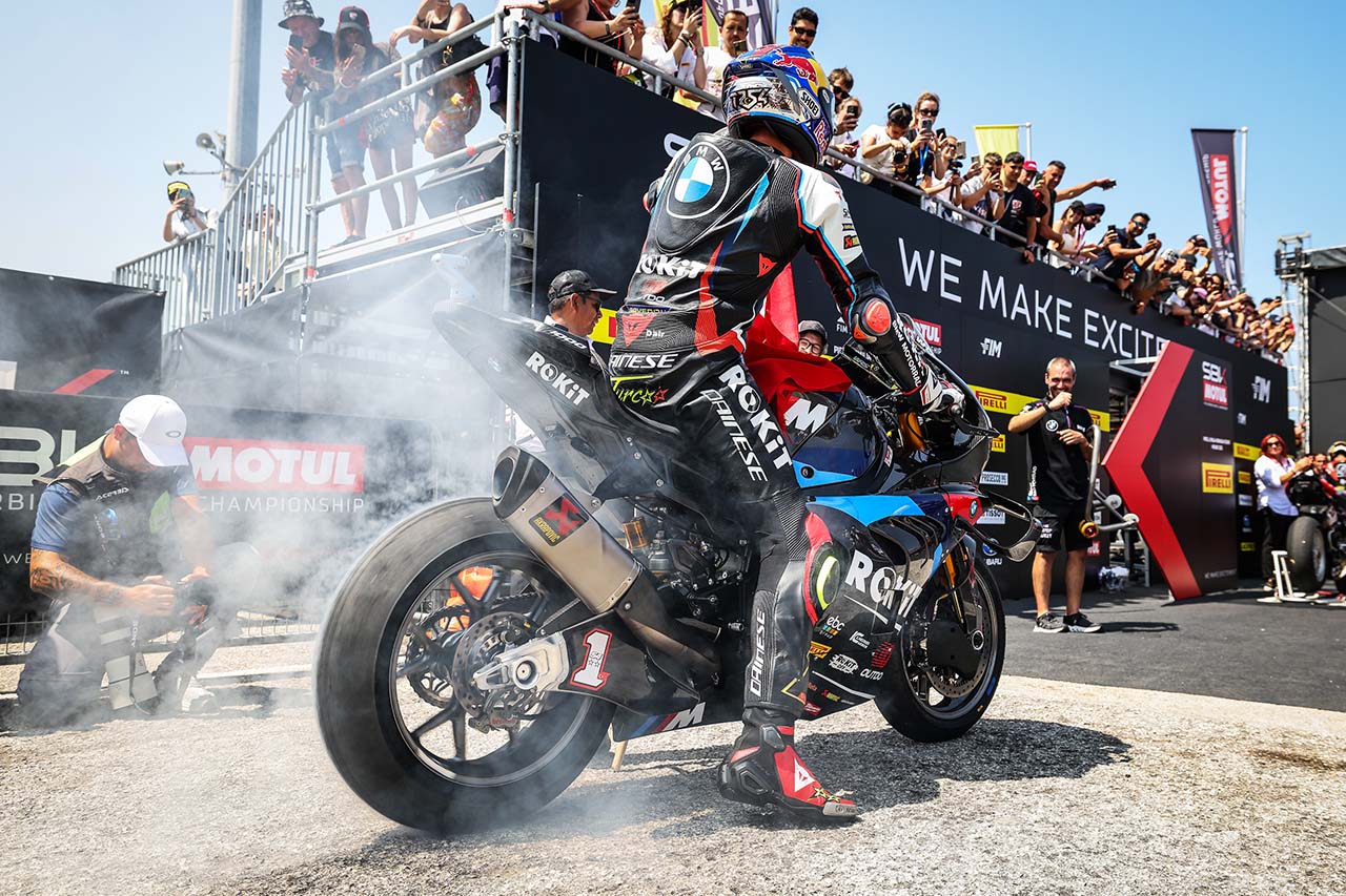 SBK、2027年からミシュランがタイヤサプライヤーに。併催の全カテゴリーに供給へq