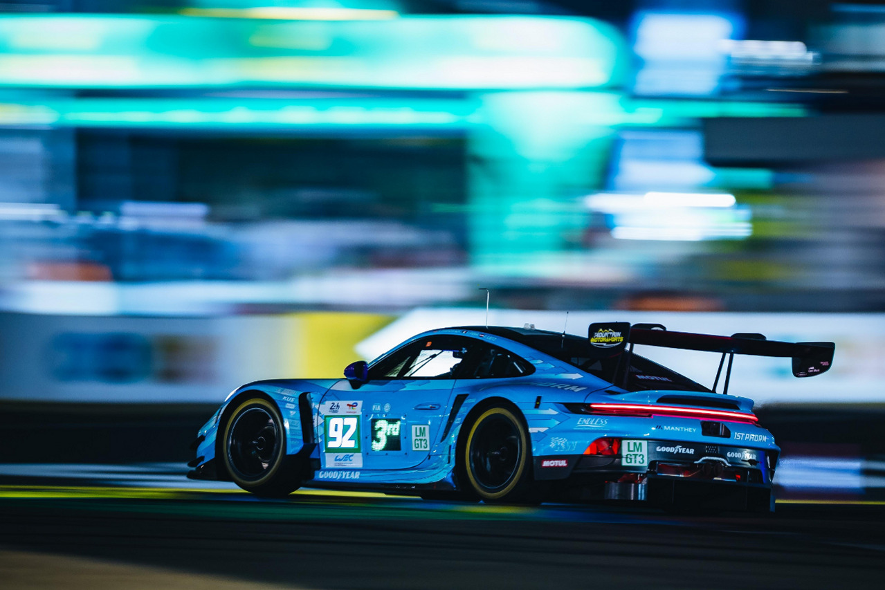 引退を考えていた41歳がル・マンで連覇達成。GTクラス6勝目のリヒャルト・リエツ「オファーをくれたマンタイに感謝」