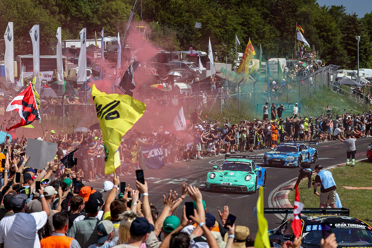 2025年ニュルブルクリンク24時間レース フォーメーションラップ