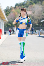 直井寧音 SHADE GIRLS 2025 2025年/スーパーGTの写真①