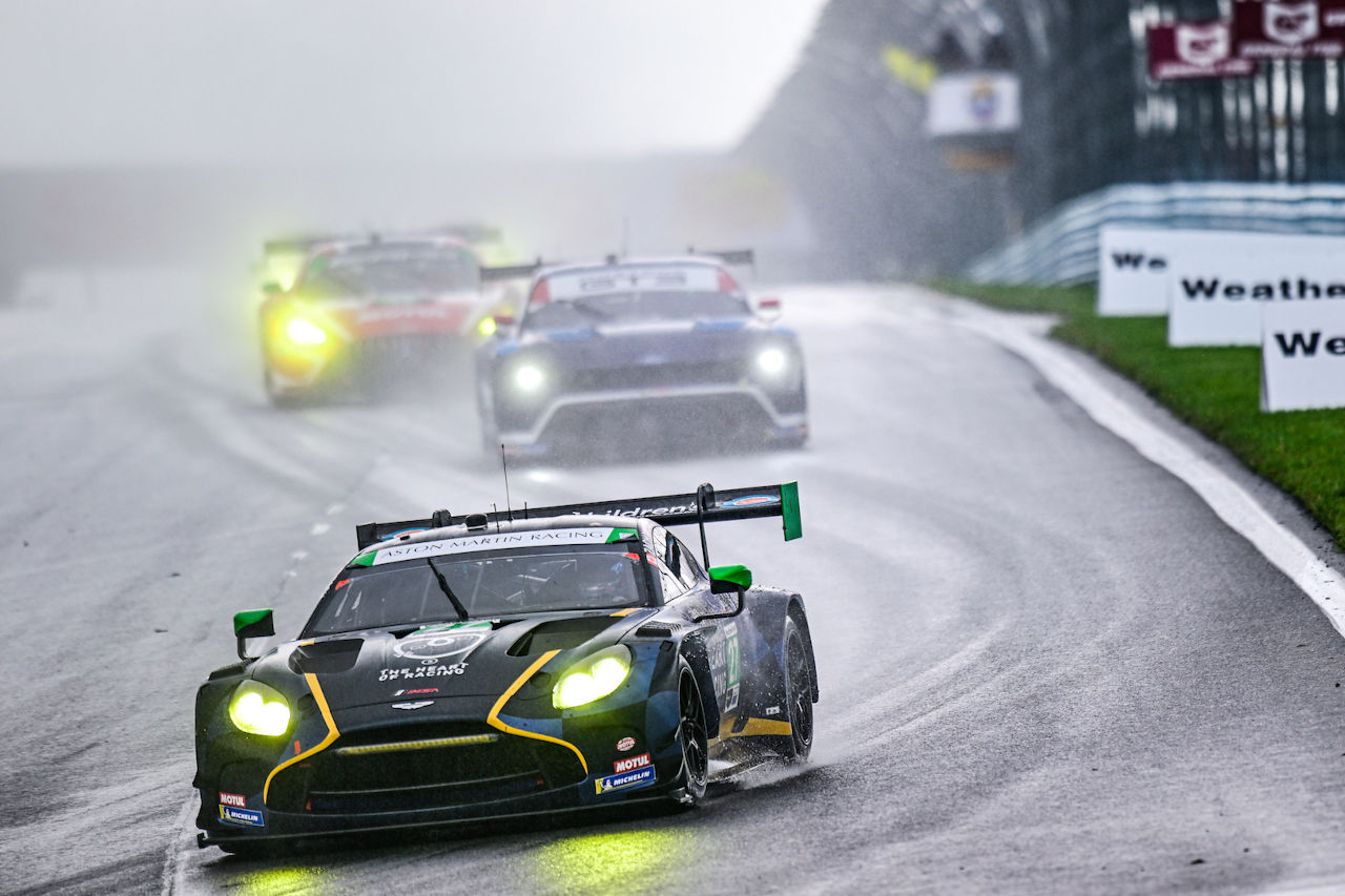 ラスト1周の逆転劇でアキュラ2連勝。60号車が大雨、酷暑、クラッシュ続出のグレン6時間を制す／IMSA第6戦