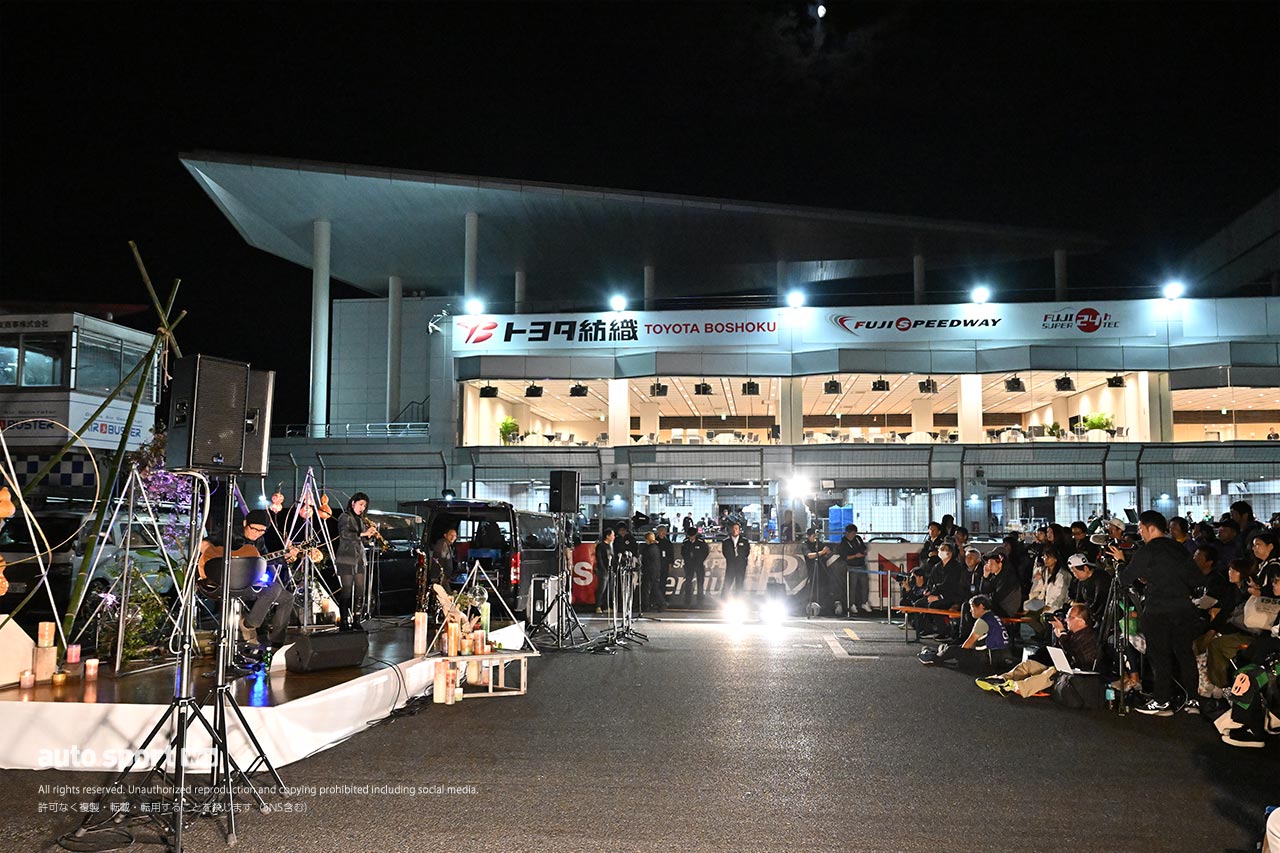 今年もスーパーフォーミュラ第7戦富士の決勝レース後『アフターレースグリッドパーティ』を開催。大湯都史樹がDJに挑戦