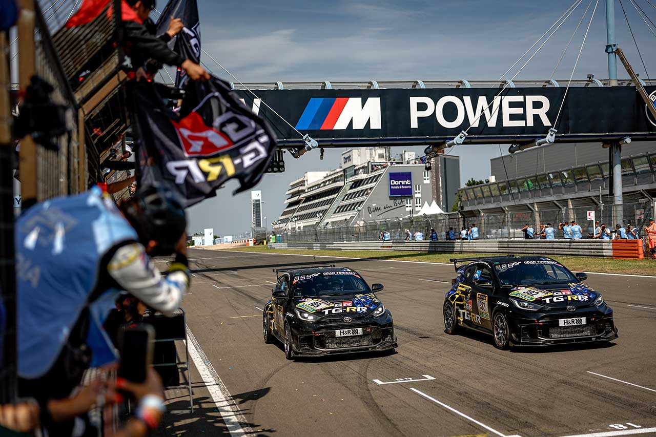 TGRRの2台がニュル24時間を完走。歴代最多周回のモリゾウ「成瀬さんを見て練習したことが役立った」