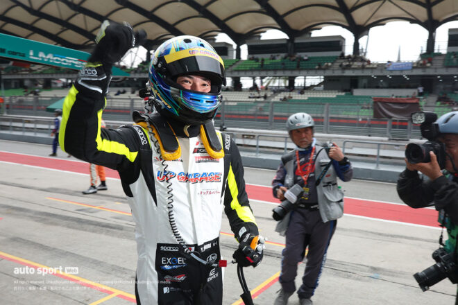 野村勇斗（UPGARAGE AMG GT3）