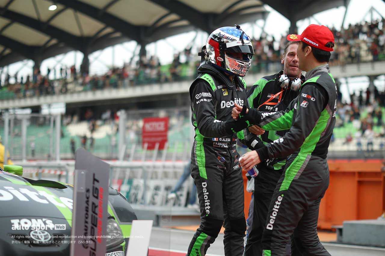 ジュリアーノ・アレジ／ミハエル・クルム監督／笹原右京（Deloitte TOM’S GR Supra）