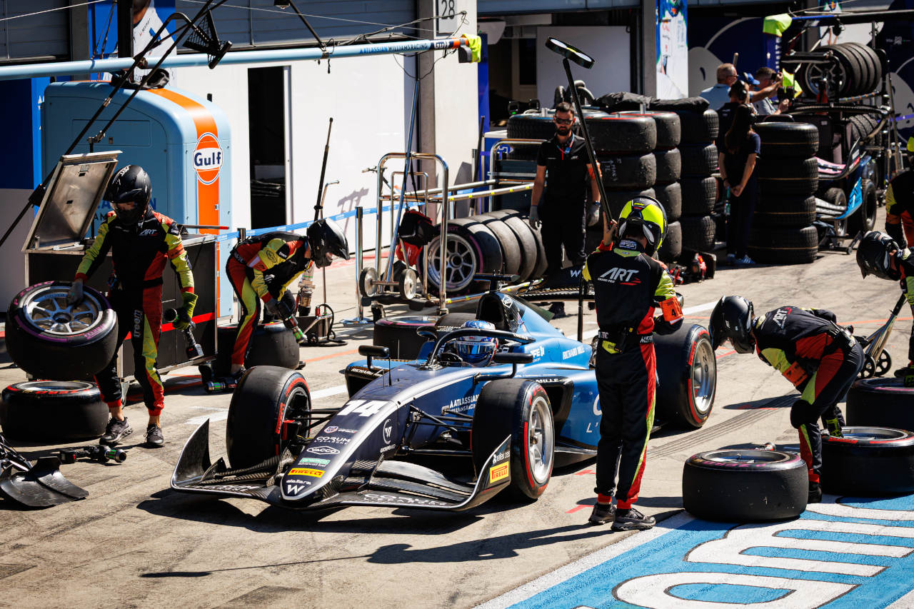2025年FIA F2第7戦シュピールベルク　ビクトール・マルタンス（ARTグランプリ／ウイリアムズ育成）