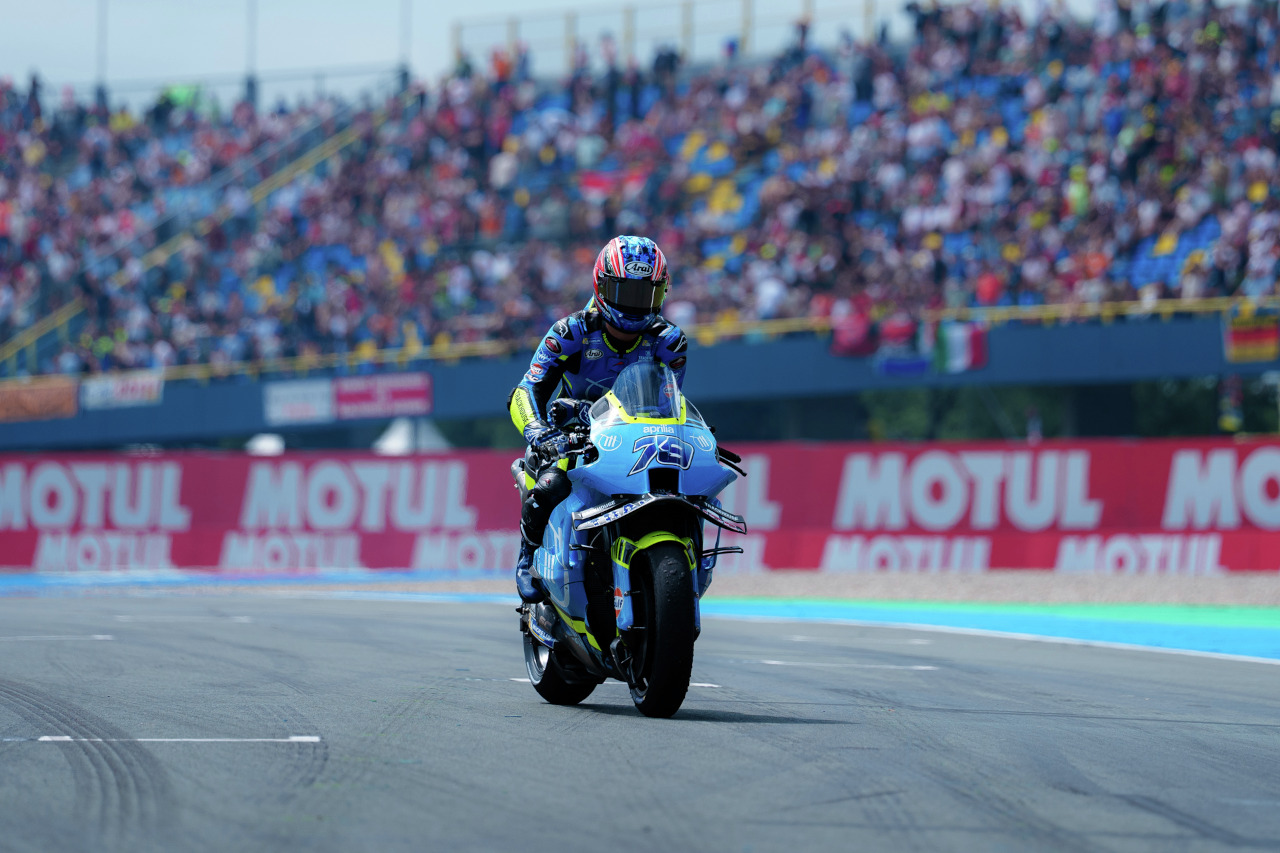 週末通して不運続く小椋藍、決勝は1周目に接触されリタイア 「避けられない場所にいた」／第10戦オランダGP