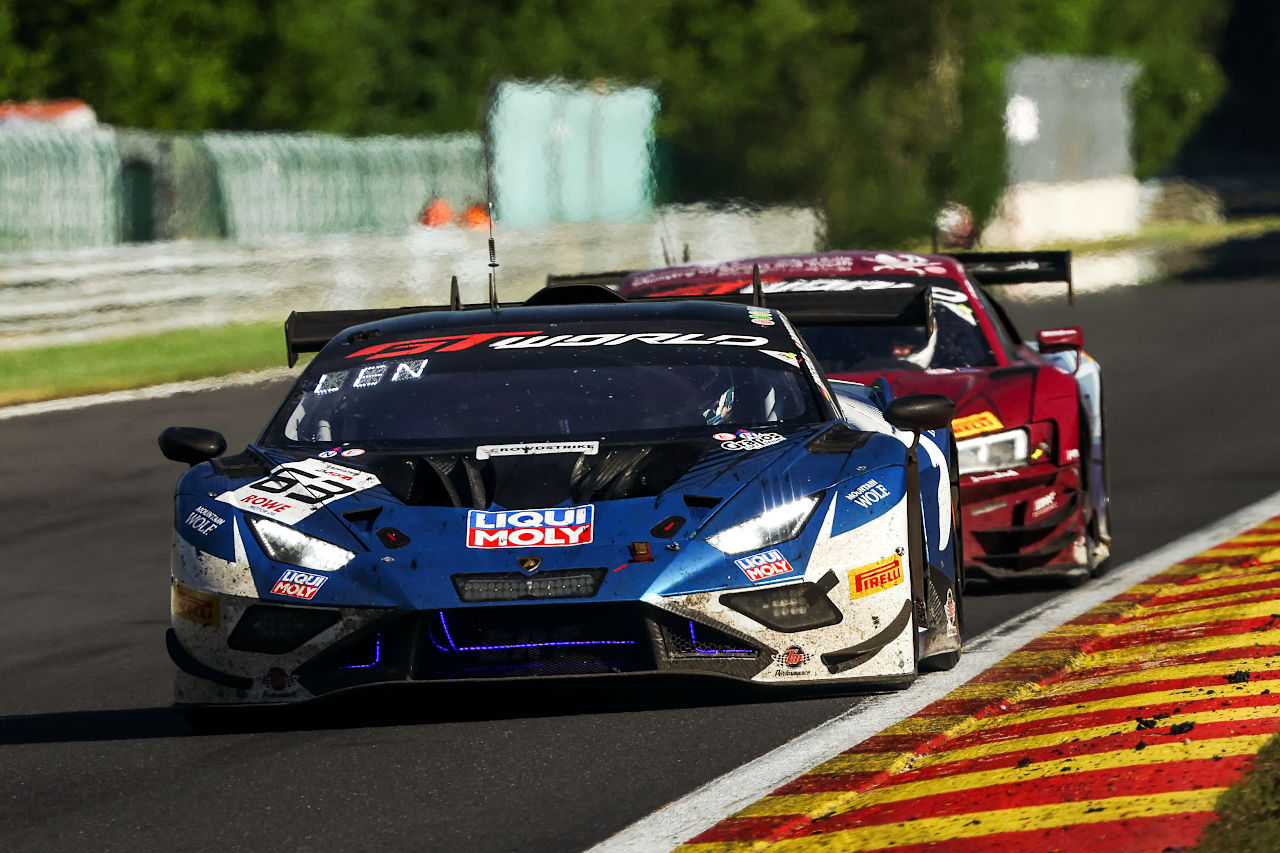 ランボルギーニがスパ24時間初優勝を達成。中山雄一＆小高一斗組完走も、グッドスマイルAMGはトラブルに泣く