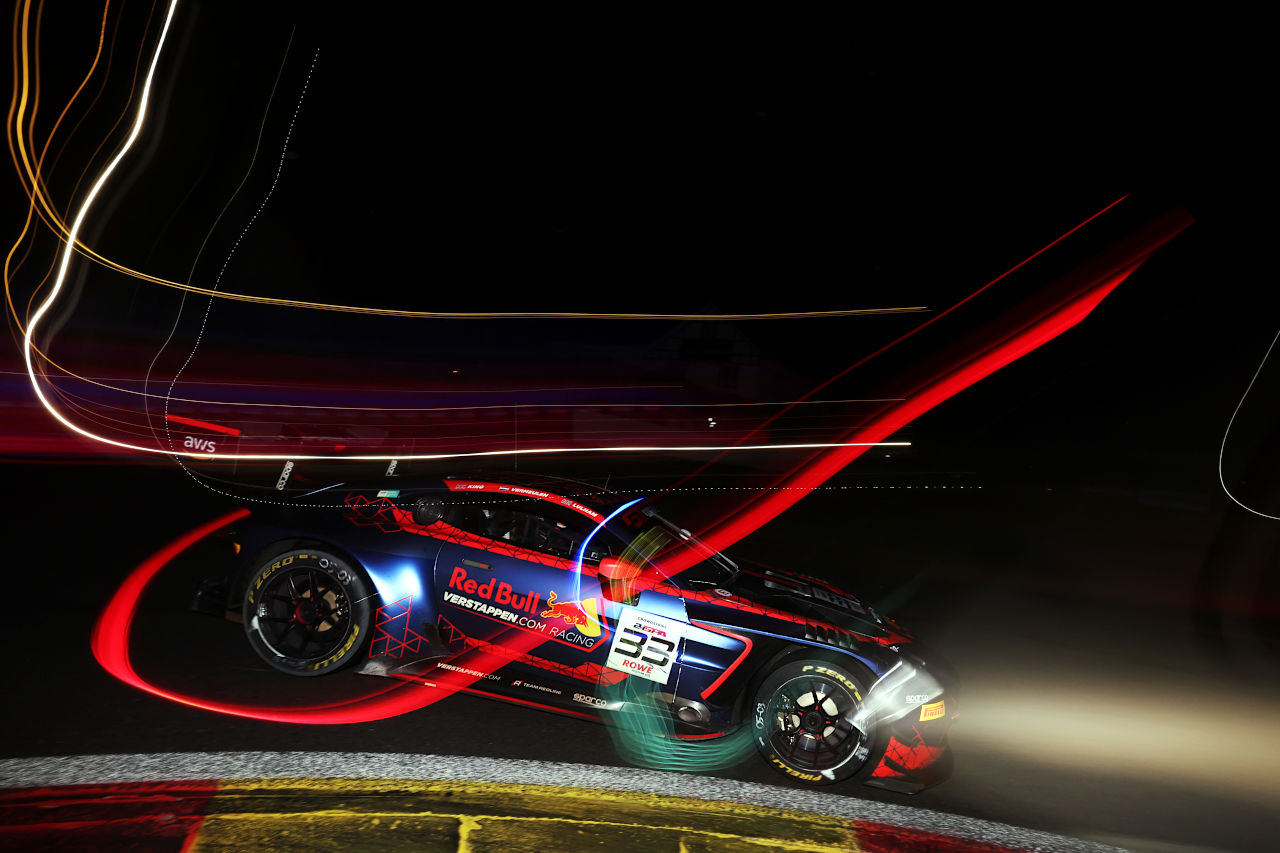 ランボルギーニがスパ24時間初優勝を達成。中山雄一＆小高一斗組完走も、グッドスマイルAMGはトラブルに泣く