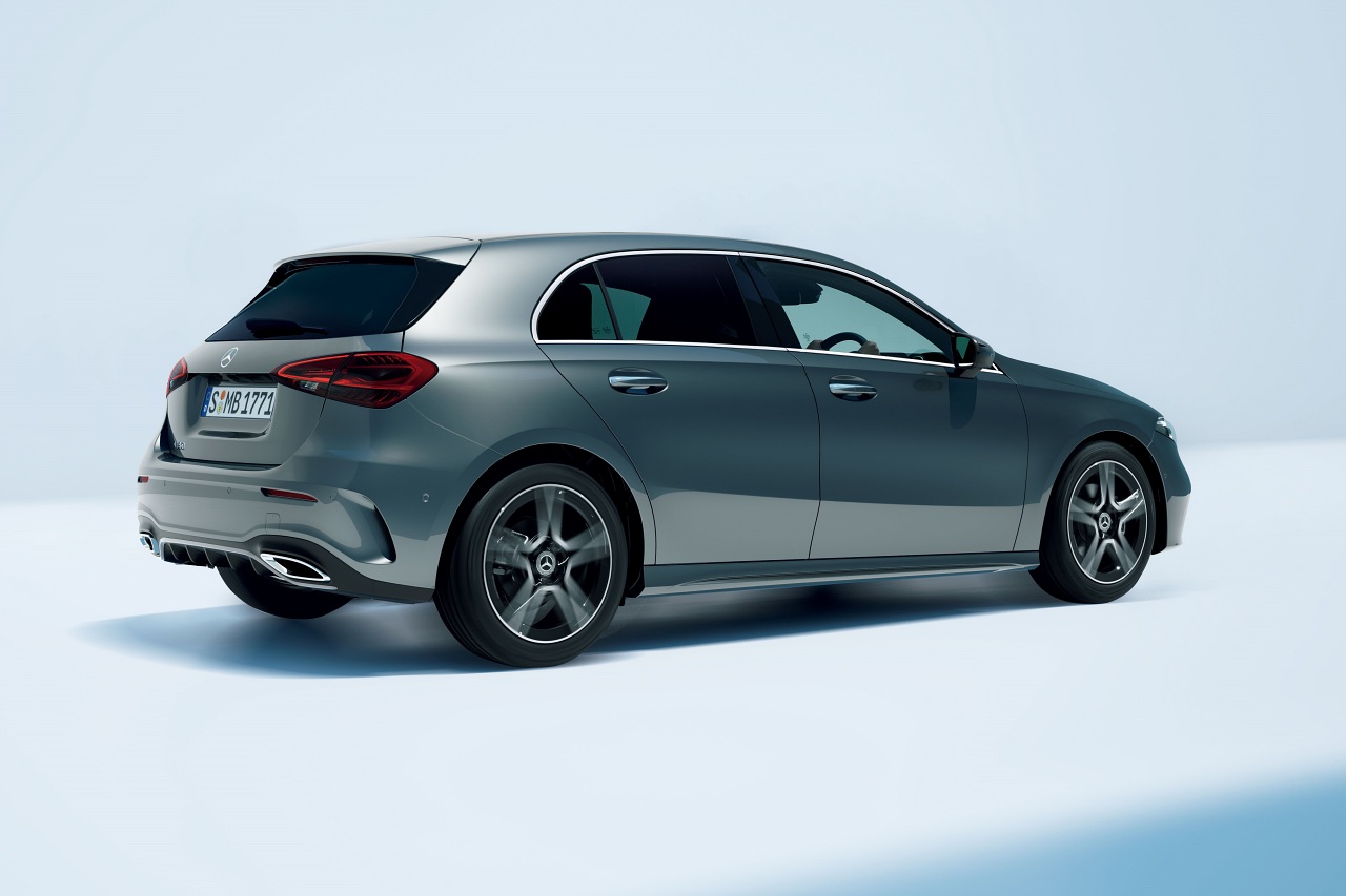 メルセデス・ベンツ、コンパクトモデルの『Aクラス』系に装備充実の“アーバンスターズ”を追加設定