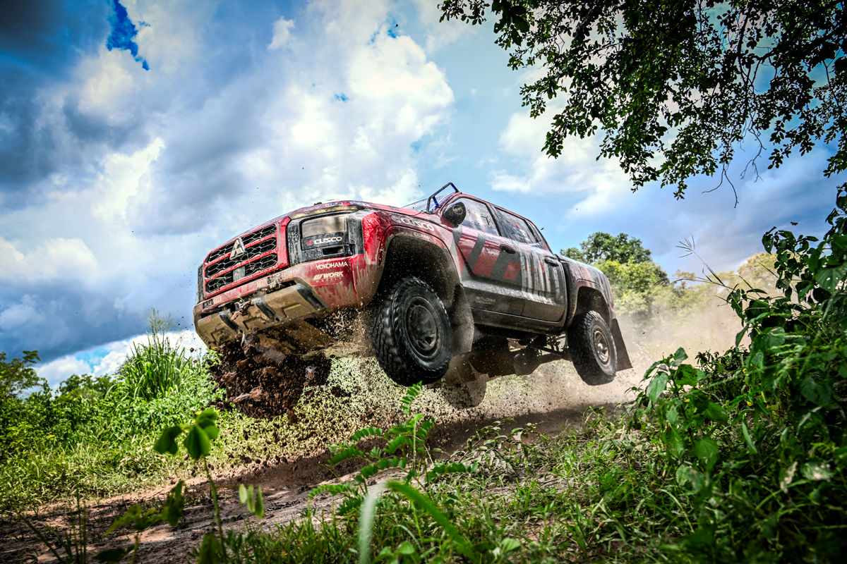 目指すは3年ぶりの総合優勝。チーム三菱ラリーアートがアジアクロスカントリーラリー2025参戦体制を発表