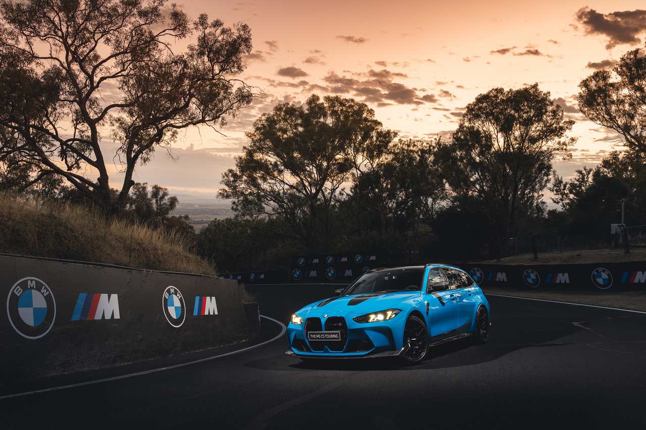 BMW、限定車『M3 CSツーリング』を発売。約20馬力の出力向上、約15kgの軽量化、国内30台限定に