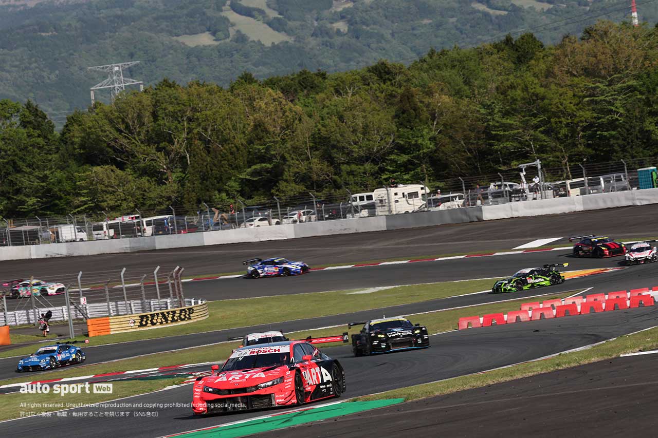 2025スーパーGT第2戦富士　決勝レースの様子